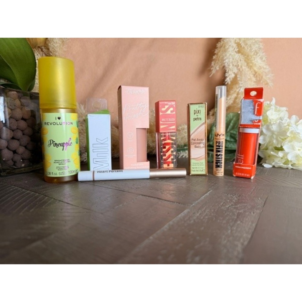 Beauty Bundle Pixi ColourPop NYX Milk Makeup Maybelline Revolution Cosmetics